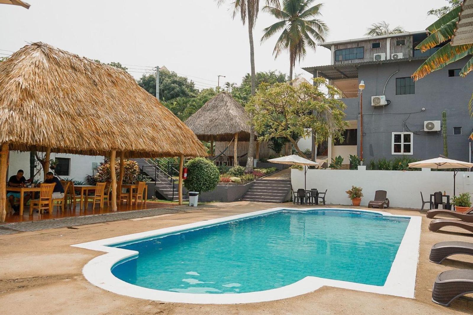 Hotel Tunco Lodge La Libertad Esterno foto