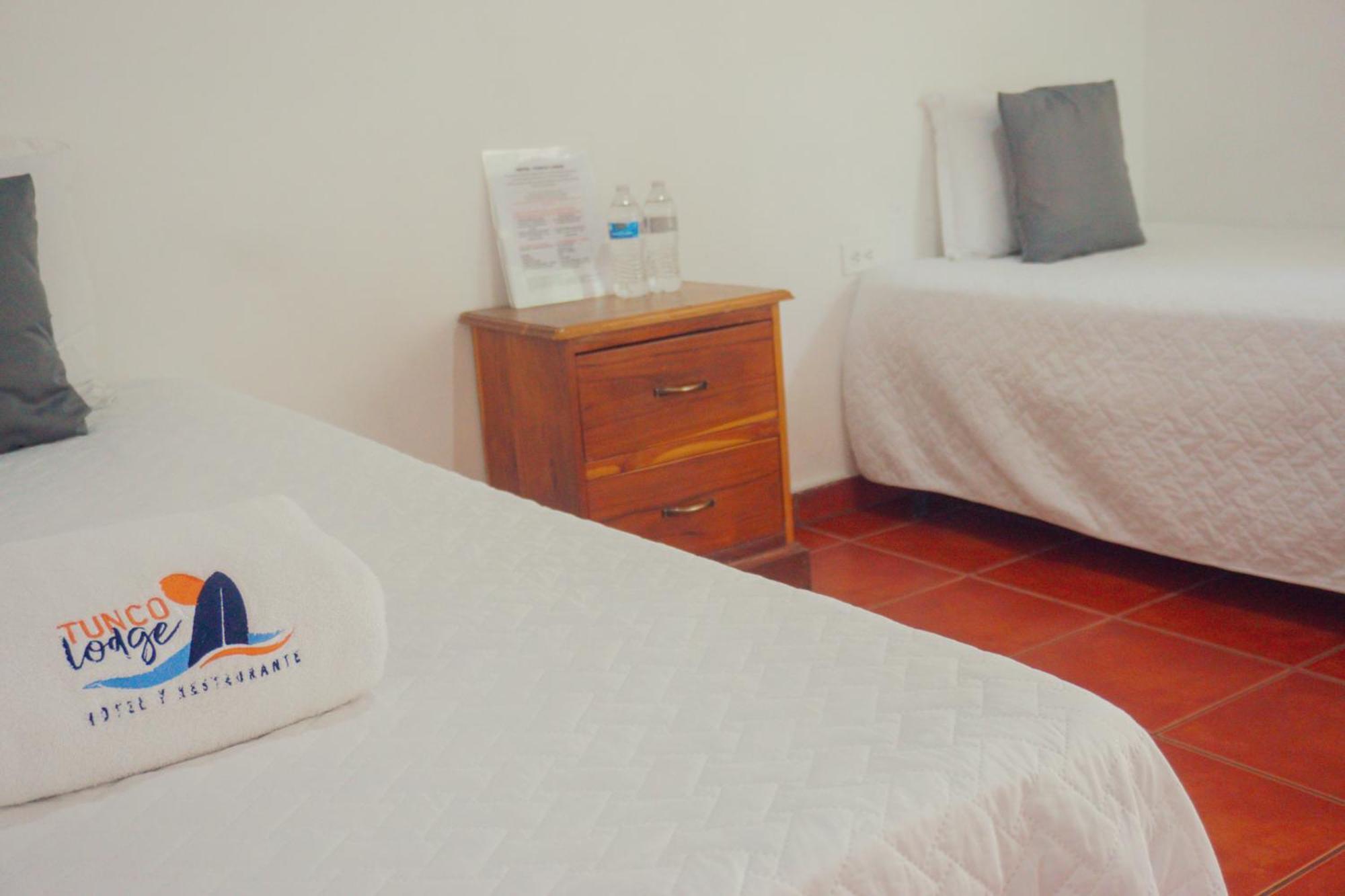 Hotel Tunco Lodge La Libertad Esterno foto
