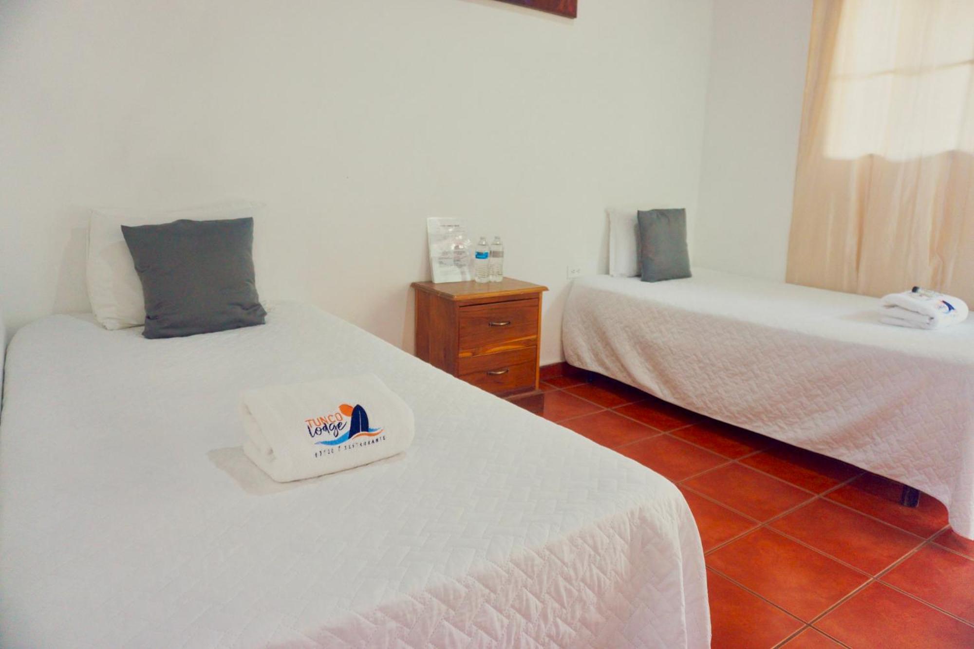 Hotel Tunco Lodge La Libertad Esterno foto